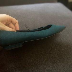 BNWT Express Flats